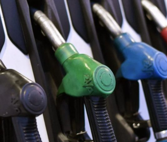Пальне в Україні значно зросте у ціні Ціни на бензин в Україні можуть сягнути 80 гривень за літр