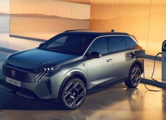 На ринок виходить оновлений кросовер Peugeot 5008