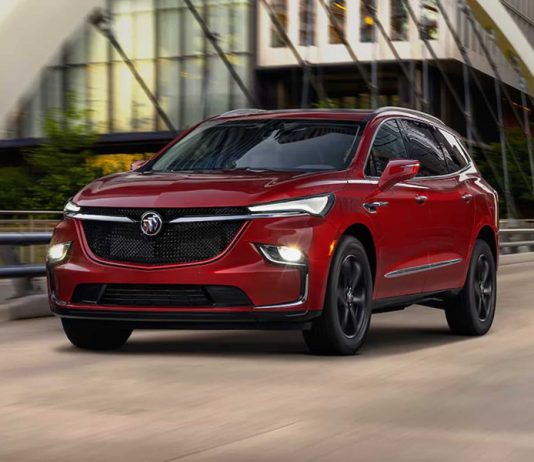 Названі найнадійніші 3-рядні кросовери та позашляховики цього року