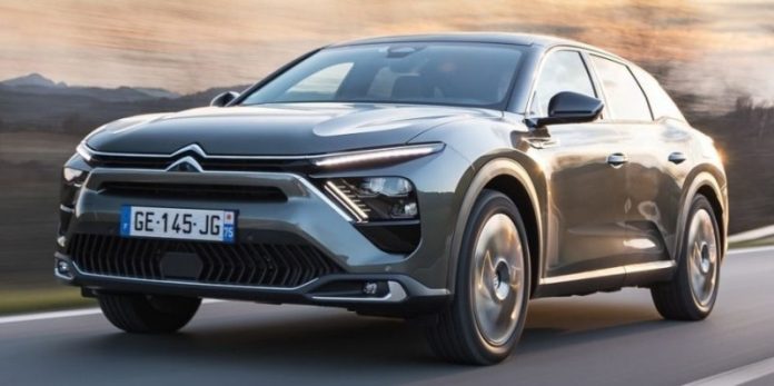 Citroen припинить випуск флагманської моделі C5 X