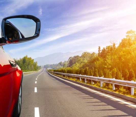 Експерт дав чотири важливі поради щодо експлуатації автомобіля влітку