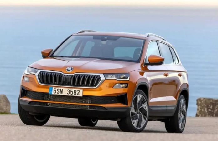 Анонсовано нову версію Skoda Karoq з двигуном 2.0 TDI і переднім приводом