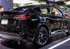 Tesla підвищує ціни на електромобілі у Європі