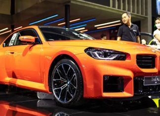 BMW M використовуватиме імітацію перемикання передач та штучних звуків двигуна