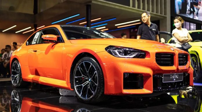 BMW M використовуватиме імітацію перемикання передач та штучних звуків двигуна