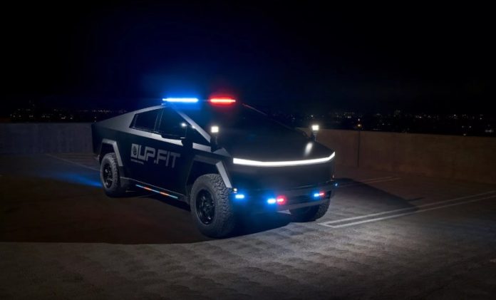 Tesla Cybertruck перетворили на поліцейський електромобіль (фото)