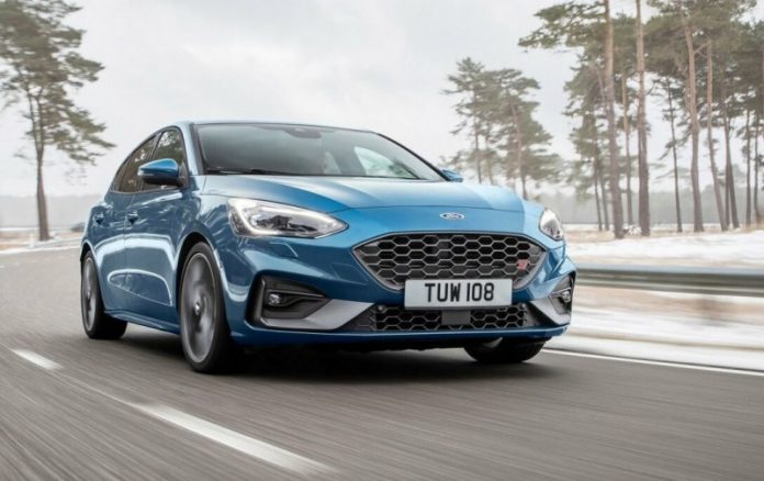 Ford вирішив відмовитися від випуску електромобілів у Канаді