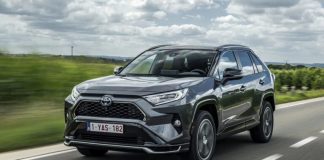 Що відомо про Toyota RAV4 нового покоління