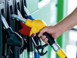 Попередження для водіїв: у дешевому бензині знайдено значну кількість спирту Попередження для водіїв: у дешевому бензині знайдено значну кількість спирту