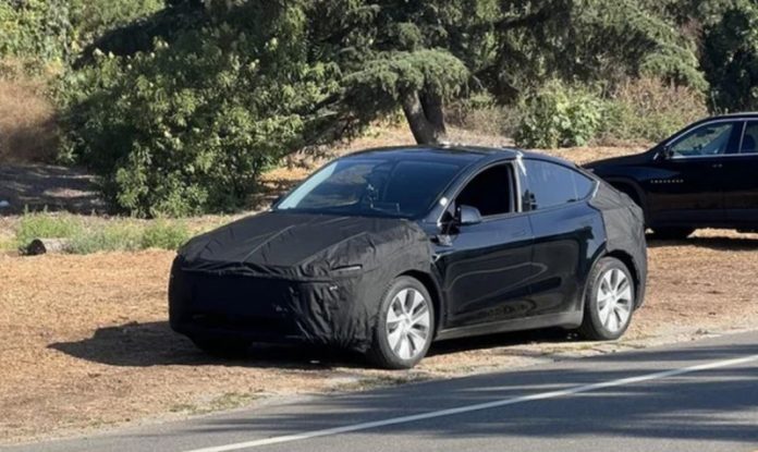 Прототип оновленої Tesla Model Y помітили в Каліфорнії