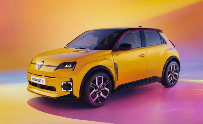 Попит на Renault 5 втричі перевищив очікування виробника