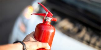 Правила для водіїв в Україні: чи необхідні аптечка та вогнегасник у авто