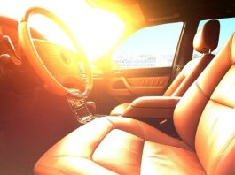 Експерти визначили предмети, які заборонено тримати в салоні автомобіля Експерти визначили предмети, які заборонено тримати в салоні автомобіля