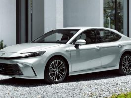 Toyota готується до випуску ще одного варіанта Camry (фото) Toyota готується до випуску ще одного варіанта Camry (фото)