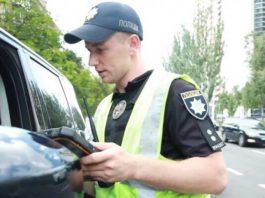 Коли водій має право не показувати документи поліції: важливі випадки Коли водій має право не показувати документи поліції: важливі випадки