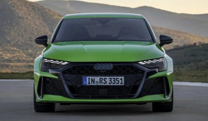 Перед дебютом нового Audi RS 3 Sportback опубліковані перші фото