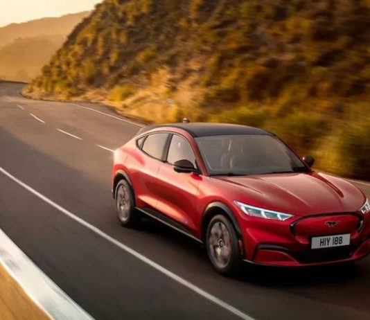 Експерти назвали електричний кросовер, який не варто купувати у 2024 році Експерти назвали електричний кросовер, який не варто купувати у 2024 році