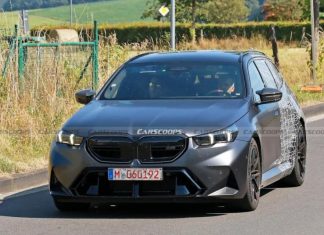 Новий BMW M5 Touring 2025 показали вживу перед офіційним анонсом (фото) Новий BMW M5 Touring 2025 показали вживу перед офіційним анонсом (фото)