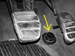 Автомеханік розповів про призначення прихованої кнопки під педаллю газу