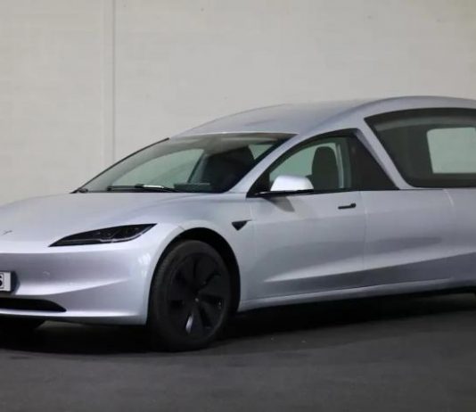 Tesla Model 3 стала катафалком: оновлена версія здивувала