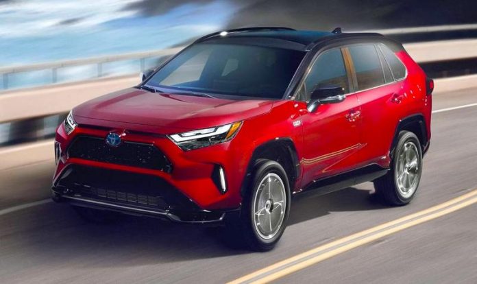 Чому Toyota RAV4, хоча і найпопулярніший, не є найнадійнішим кросовером компанії