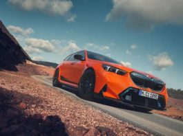 BMW M5 Touring представили з деталями M Performance (фото) BMW M5 Touring представили з деталями M Performance