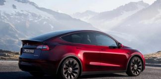 Tesla Model Y у новому кольорі зняли на заводі Tesla Giga Texas