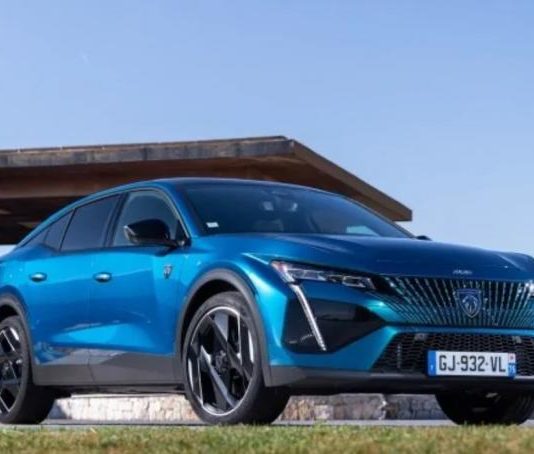 Peugeot випустить доступний електромобіль із запасом ходу понад 400 км