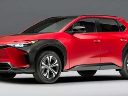 Toyota анонсує нові акумулятори, що затьмарять батареї сьогоднішніх електрокарів