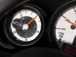 Десять найдивніших додаткових автомобільних опцій