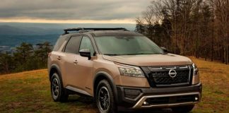 Nissan оприлюднив ціни на оновлений Pathfinder і показав його на фото