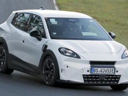 Чим зможе здивувати новий кросовер Cupra Raval