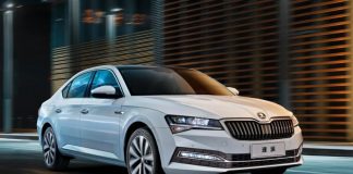 В Китаї офіційно представлено Skoda Superb 2025