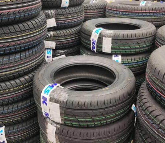 Українцям назвали 5 мінусів всесезонних покришок для зими Українцям назвали 5 мінусів всесезонних покришок для зими