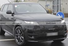 Шпигунські фото показали електричний Range Rover Sport біля траси Нюрбургринг