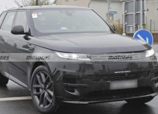 Шпигунські фото показали електричний Range Rover Sport біля траси Нюрбургринг