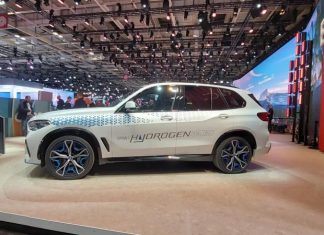 BMW планує запустити масове виробництво електромобілів на водні