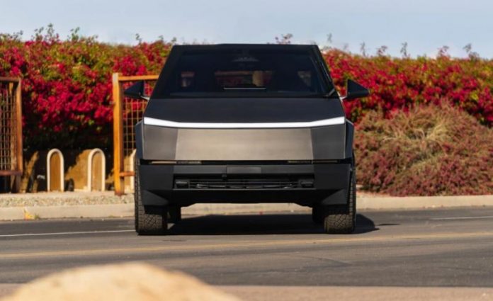 У Європі Tesla Cybertruck критикують за надто великі розміри та гострий дизайн