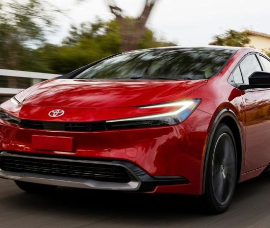 Експерти перерахували особливості експлуатації гібридних автомобілів