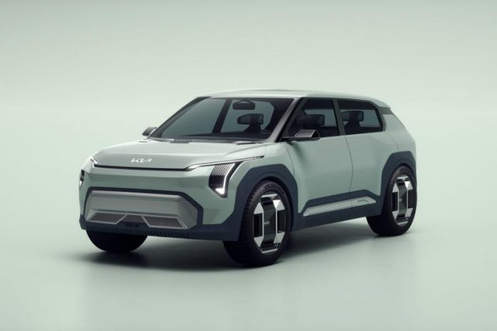 Kia готує електромобіль EV4 з двома типами кузова