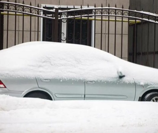 Експерт поділився рекомендаціями з підготовки авто до безпечної зимової поїздки