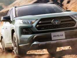 Офіційно представлений Toyota RAV4 2025: модель доступна виключно з повним приводом