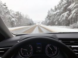 Названо найпоширеніші помилки водіїв на зимовій трасі