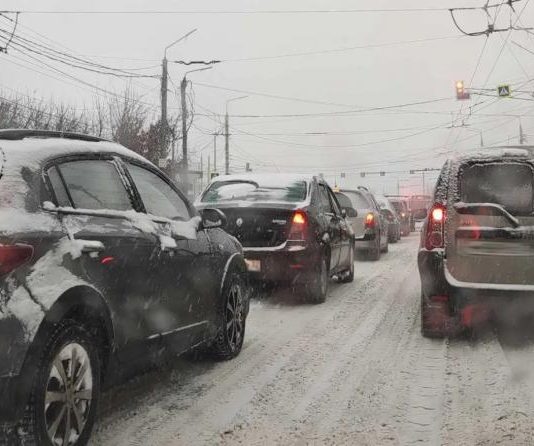 Українцям назвали три системи, які слід перевірити в авто перед морозом