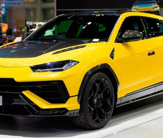 Lamborghini анонсувала вихід гібридного кросовера Urus