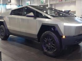 Tesla вирішила не використовувати заводську плівку для Cybertruck