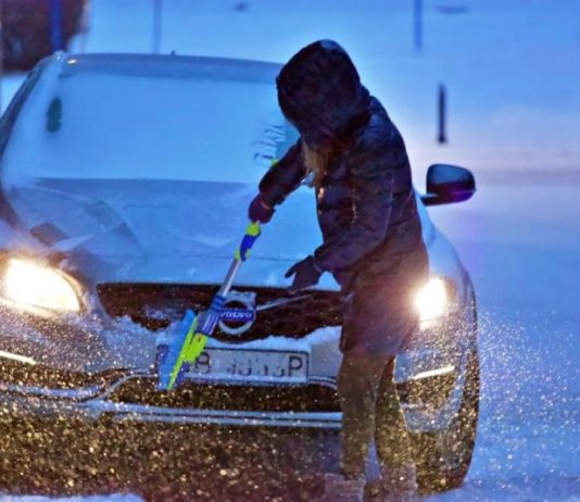 Експерти пояснили, як правильно прогрівати автомобіль у зимовий період