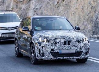 Рестайлінговий BMW iX1 2026 сфотографували на дорозі