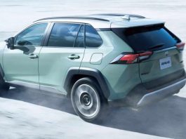 Toyota RAV4 модернізують перед запуском наступного покоління