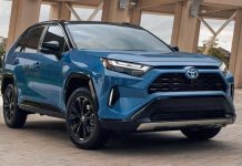 Toyota RAV4 і Lexus NX відкликають через ризик відпадіння коліс і гальм